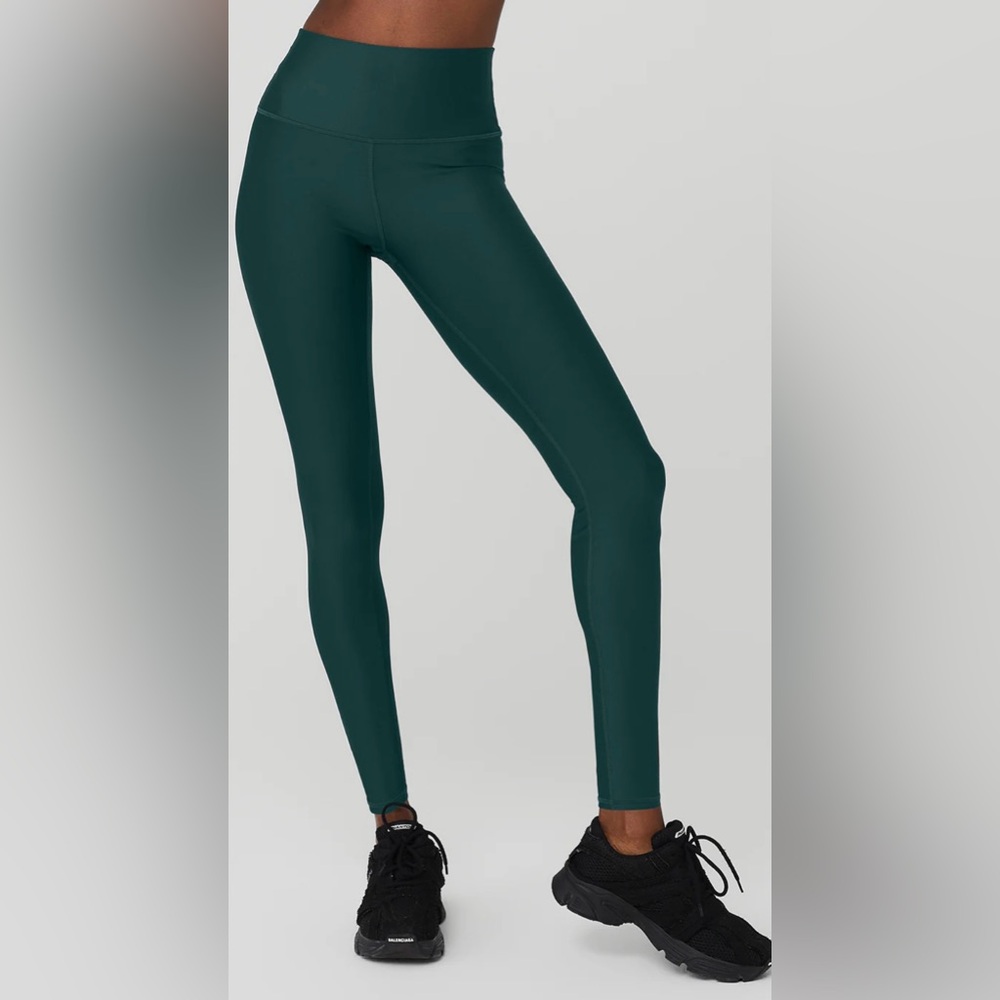 ALO Yoga Midnight Green High-Waist Airlift Legging in Size XS